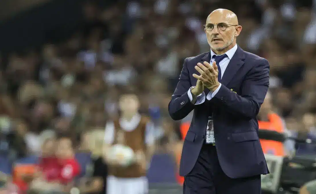 مدرب إسبانيا يرشح المغرب للقب كأس العالم 2026