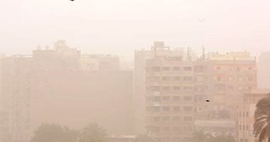 تليفزيون اليوم السابع يرصد عاصفة ترابية تضرب 6 أكتوبر والشيخ زايد.. فيديو