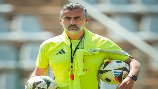 أزمات الأهلي بسبب شكاوى ريبيرو